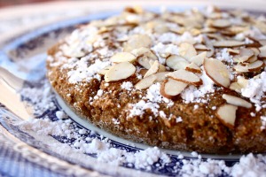 sweeten-up-fall-with-vegan-apple-quinoa-cake